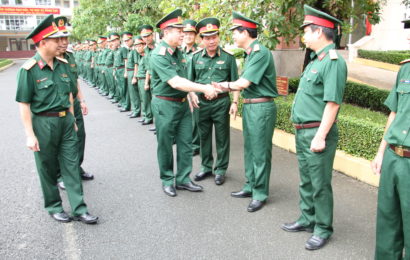 ĐOÀN CÔNG TÁC CỦA TỔNG CỤC CHÍNH TRỊ THĂM VÀ LÀM VIỆC VỚI TRƯỜNG SQKTQS