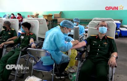 TUỔI TRẺ QUÂN ĐỘI HĂNG HÁI HIẾN MÁU TÌNH NGUYỆN