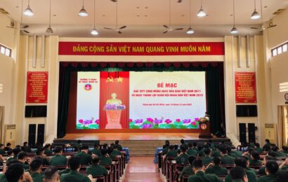 LỄ BẾ MẠC GIẢI TDTT CHÀO MỪNG NGÀY NHÀ GIÁO VIỆT NAM 20-11 VÀ NGÀY THÀNH LẬP QĐND VIỆT NAM 22-12